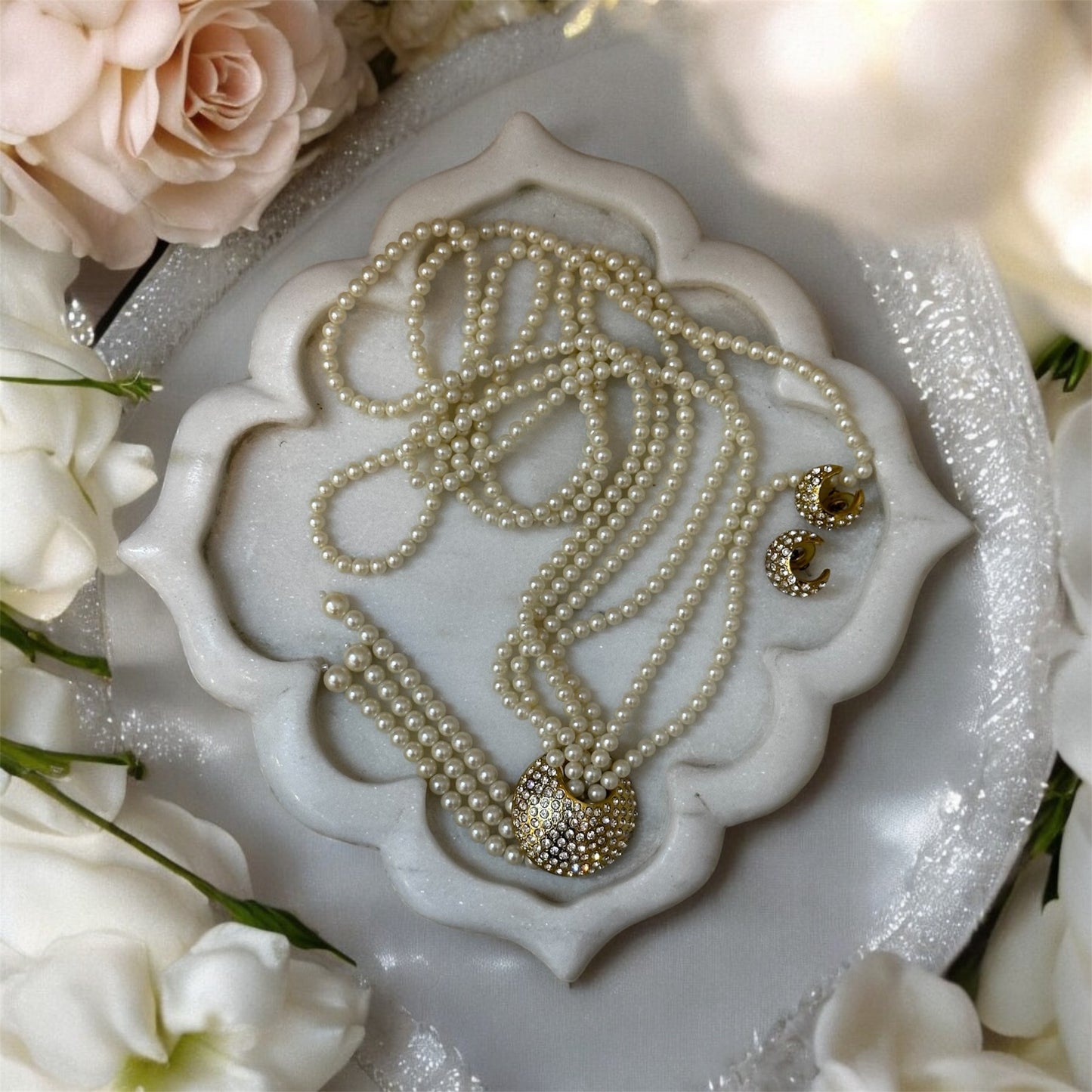 Arch-Shaped Royal White Marble Plate