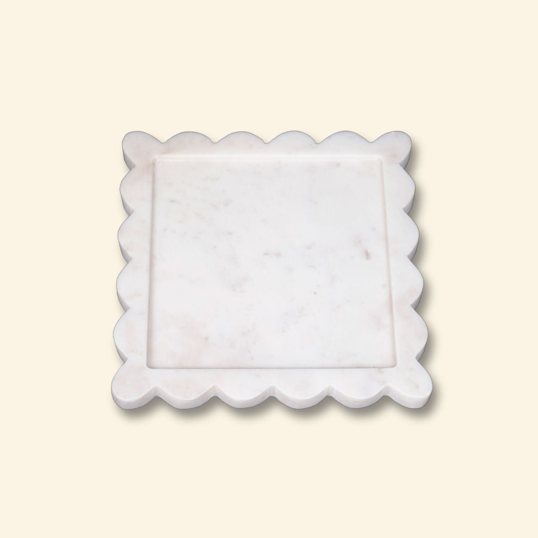 Plato cuadrado con arco de mármol blanco | Decoración y vajilla elegantes