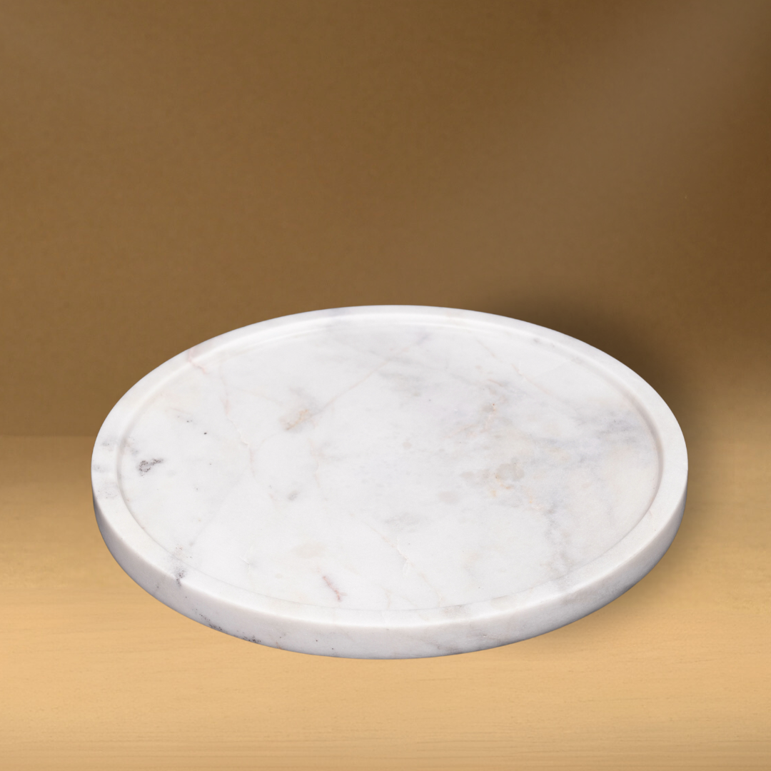 White Minimalistic Marble Circle Plate