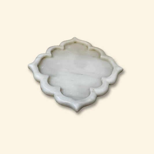Plato de mármol blanco de Jaipur con forma de arco real