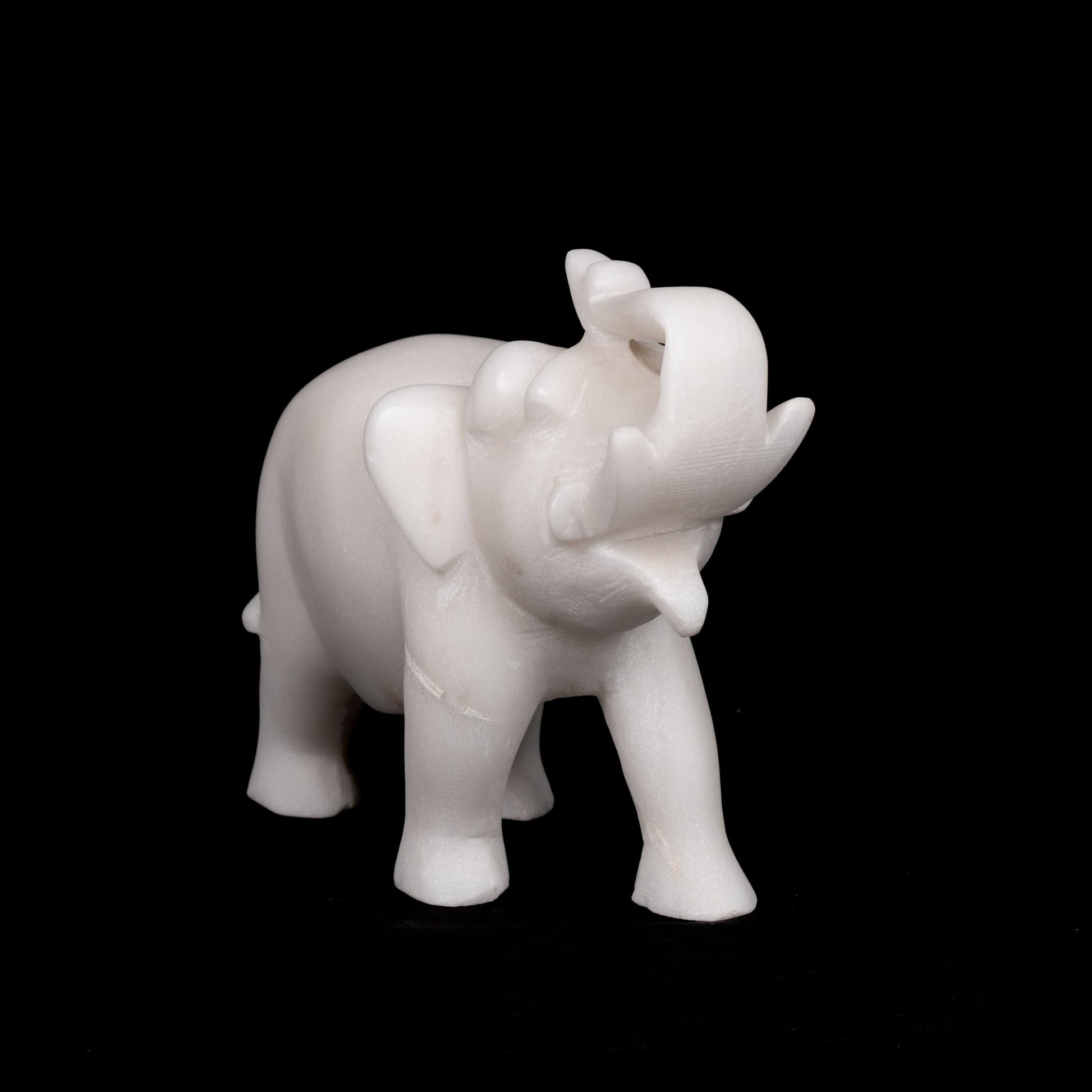Royal Jaipur White Marble Table Elephant artefacts