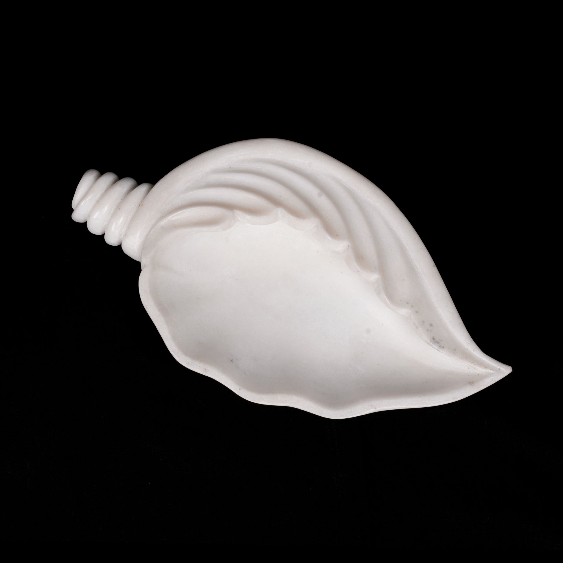 Shell Shaped Urli white marble multipurpose bowl