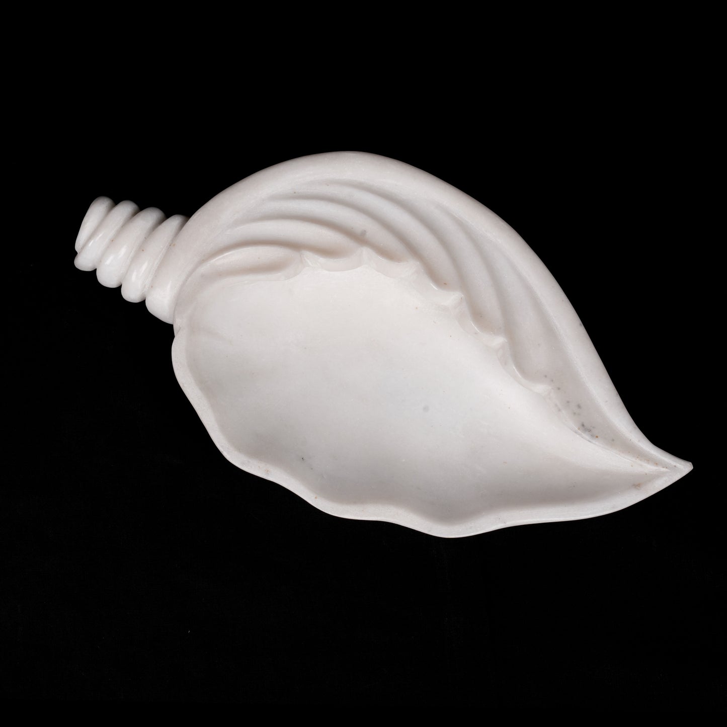 Shell Shaped Urli white marble multipurpose bowl