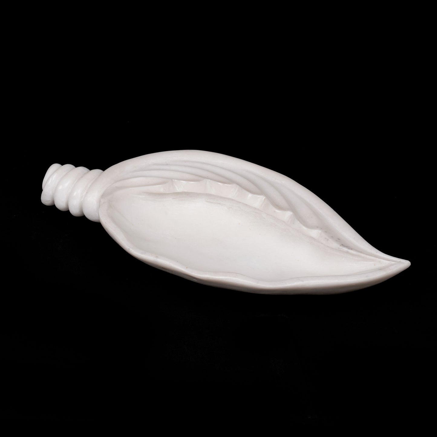 Shell Shaped Urli white marble multipurpose bowl