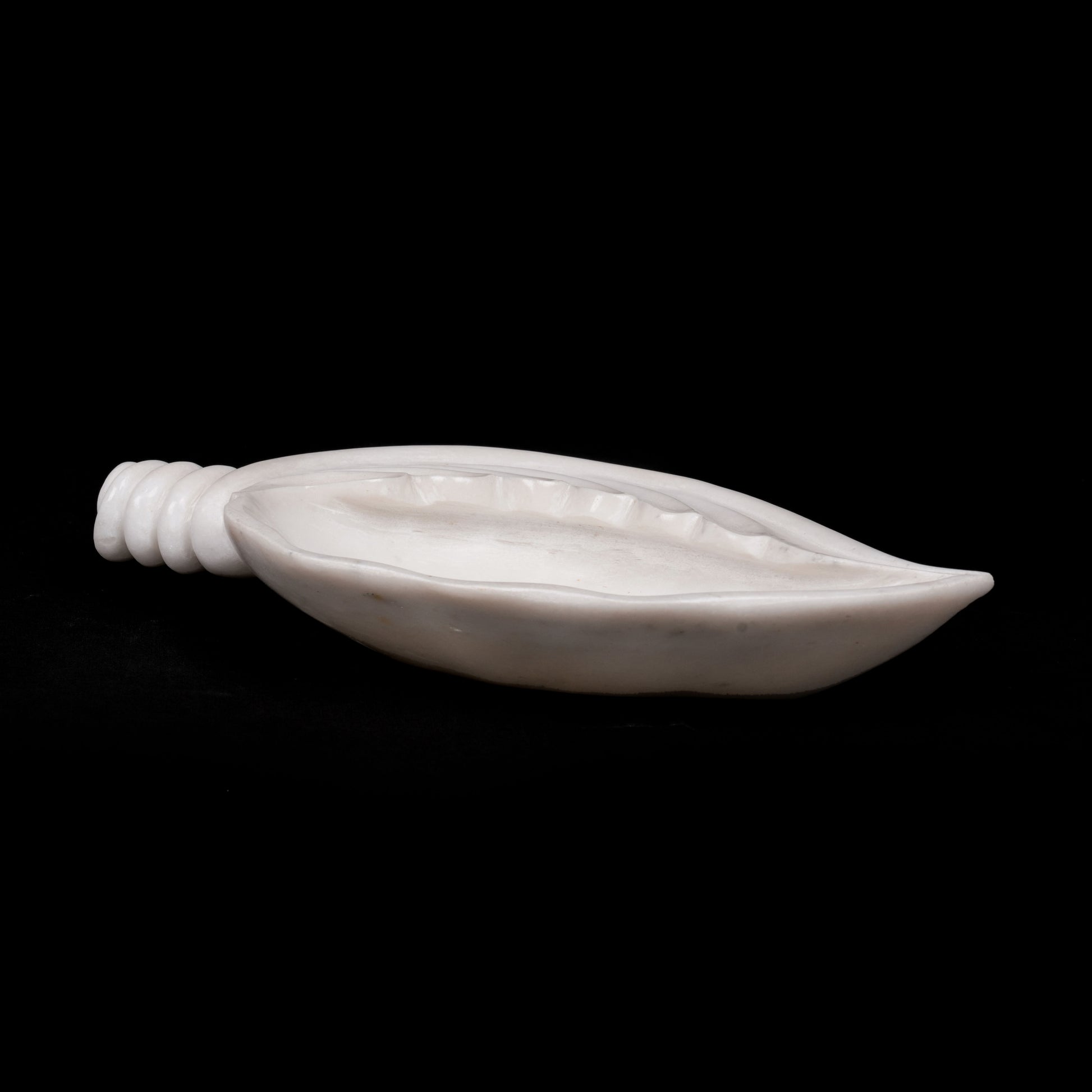 Shell Shaped Urli white marble multipurpose bowl