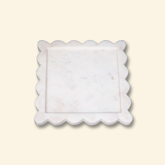 Plato cuadrado con arco de mármol blanco | Decoración y vajilla elegantes